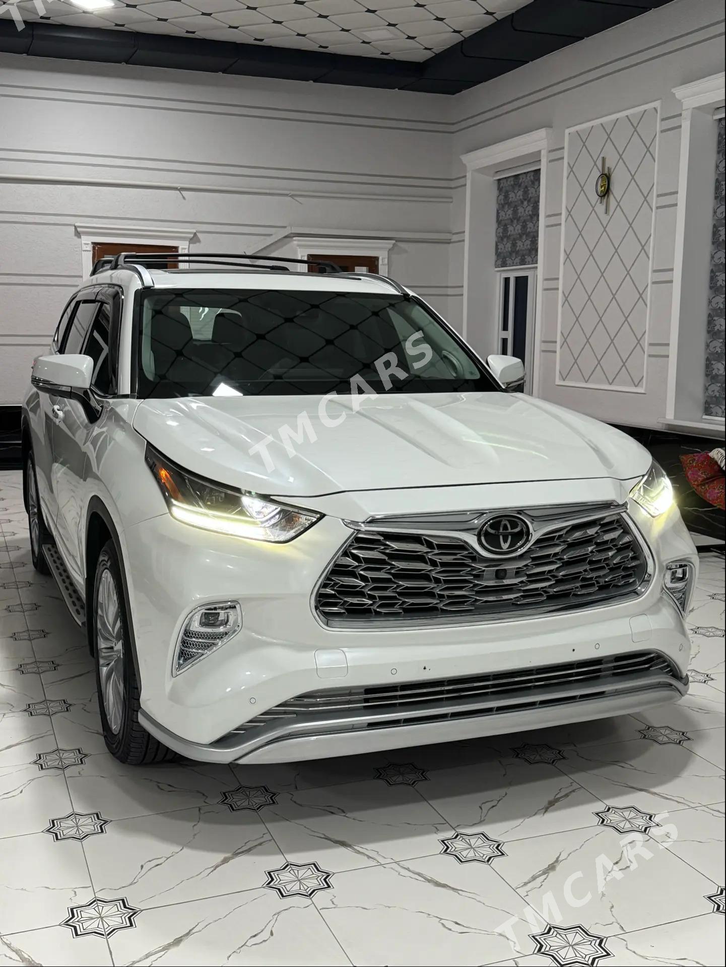 Toyota Highlander 2022 - 620 000 TMT - Aşgabat - img 6