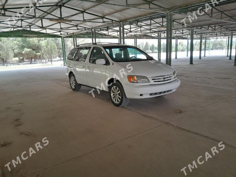 Toyota Sienna 2000 - 137 000 TMT - Büzmeýin - img 3