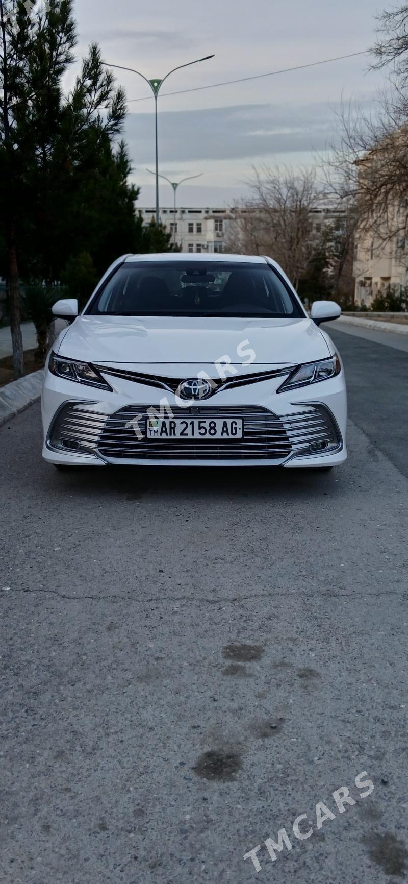 Toyota Camry 2019 - 285 000 TMT - Ашхабад - img 2