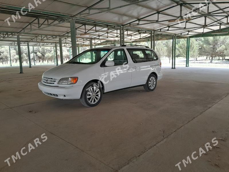Toyota Sienna 2000 - 137 000 TMT - Büzmeýin - img 2