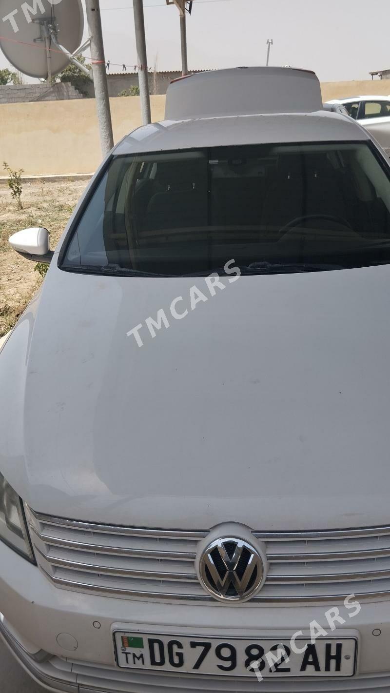 Volkswagen Passat 2011 - 140 000 TMT - Tejen - img 5