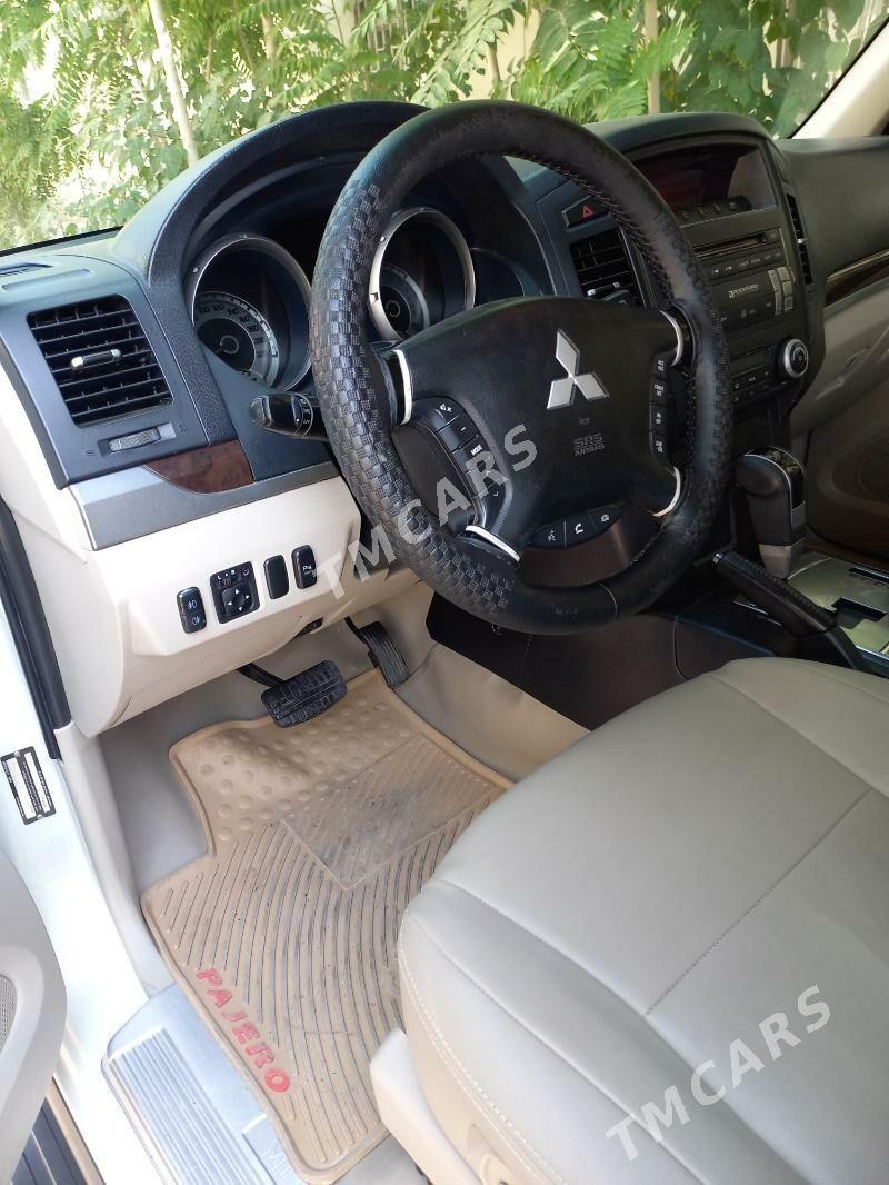 Mitsubishi Pajero 2010 - 225 000 TMT - Ашхабад - img 7