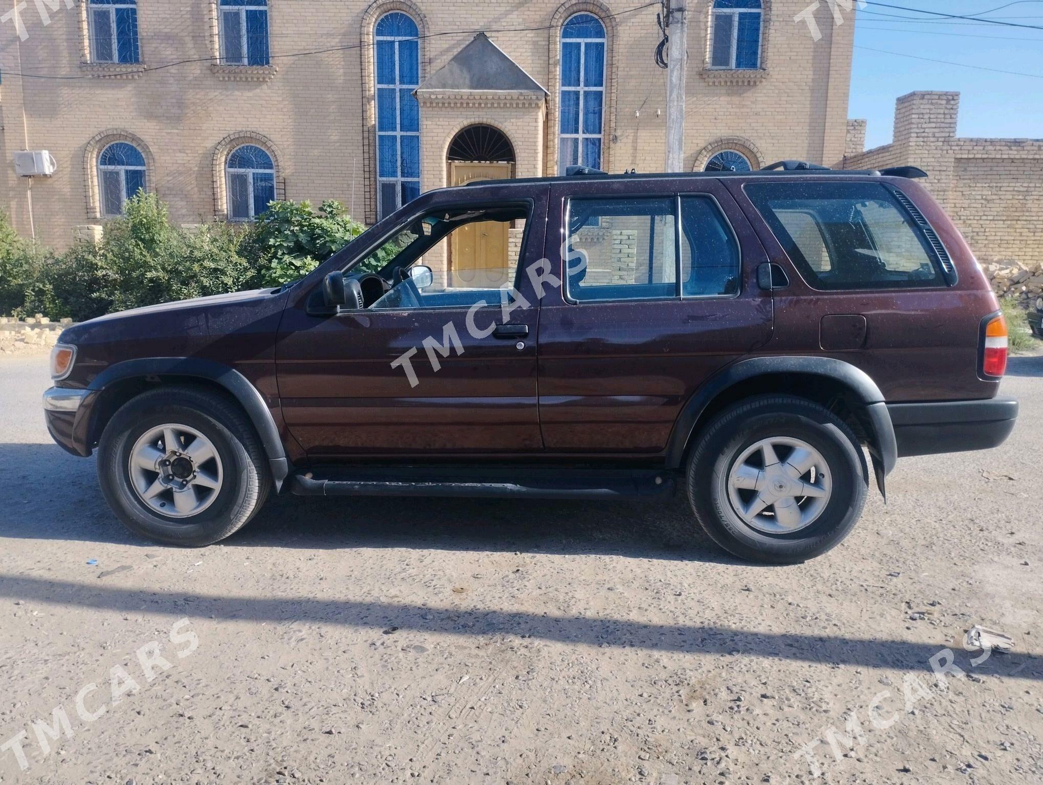 Nissan Pathfinder 1998 - 79 000 TMT - Türkmenabat - img 4