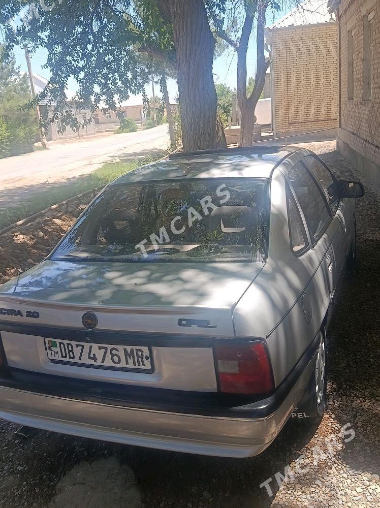 Opel Vectra 1990 - 31 000 TMT - Байрамали - img 6