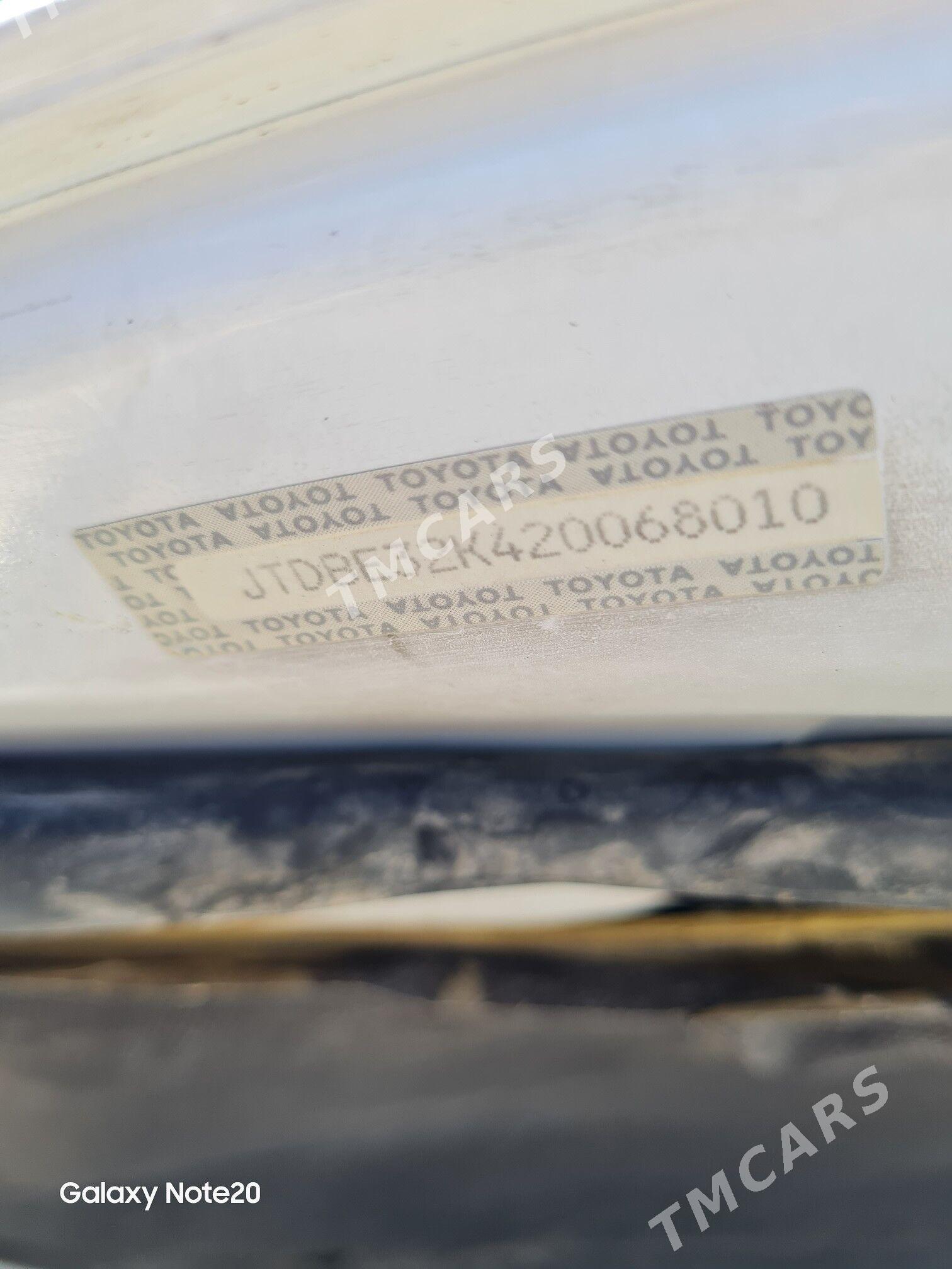 Toyota Camry 2002 - 150 000 TMT - Ýolöten - img 9
