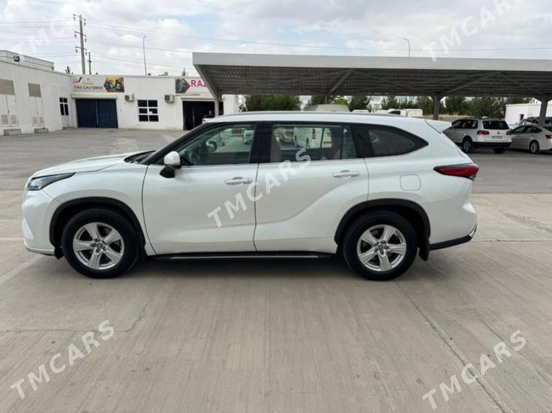 Toyota Highlander 2022 - 520 000 TMT - Ашхабад - img 4