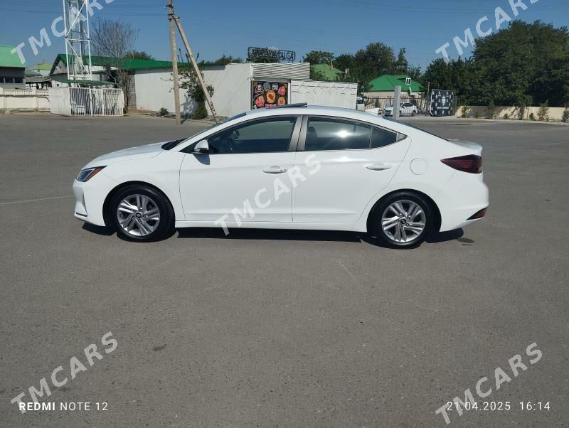 Hyundai Elantra 2020 - 229 000 TMT - Gurtly - img 10