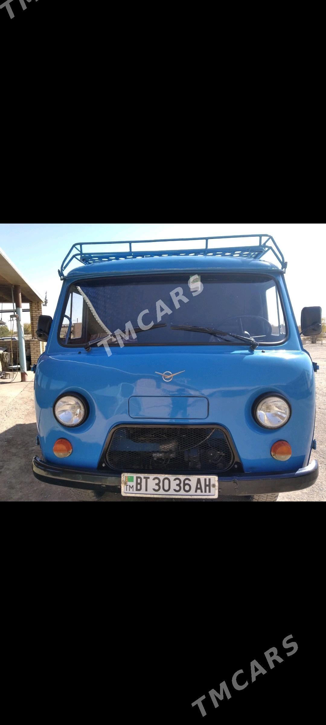 UAZ 452 2000 - 65 000 TMT - Серахс - img 2