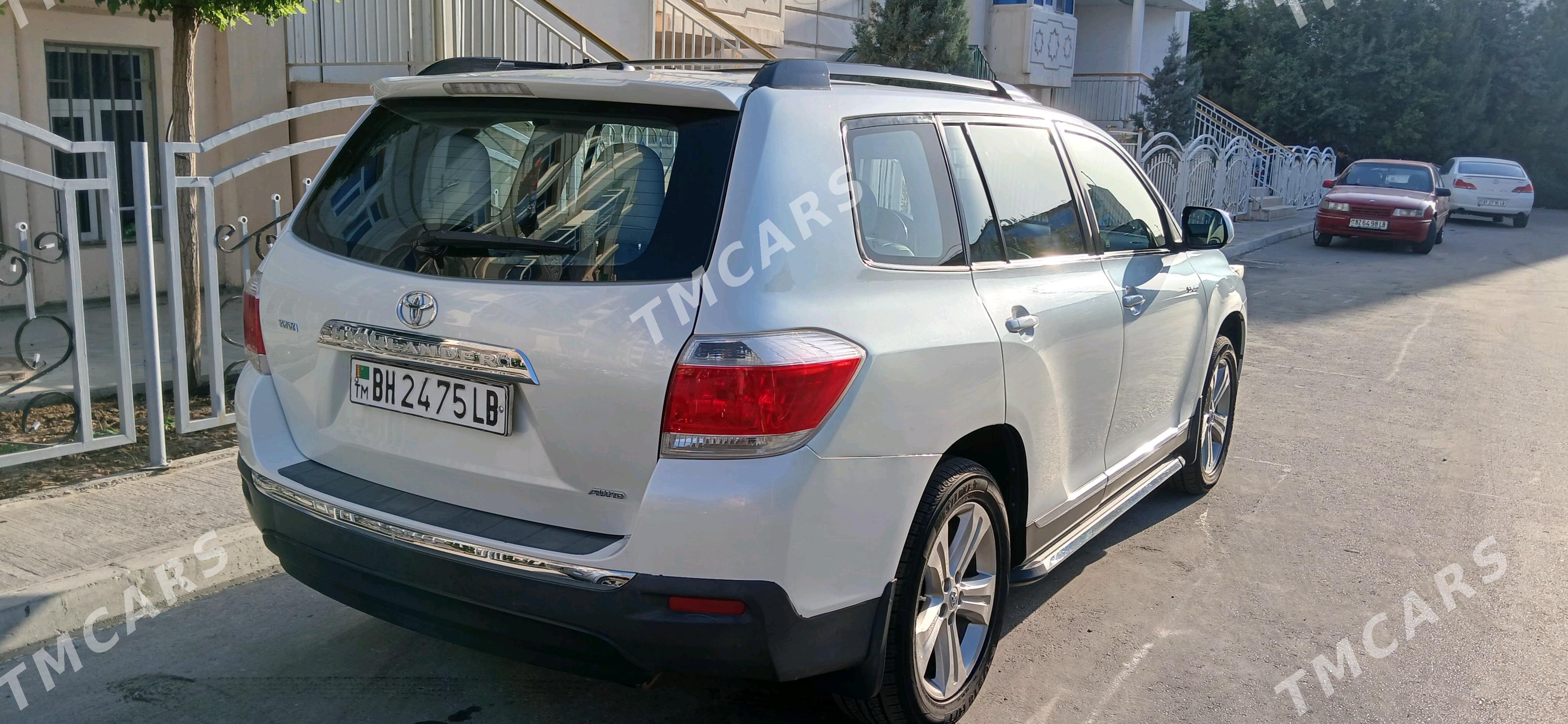 Toyota Highlander 2012 - 350 000 TMT - Туркменабат - img 3