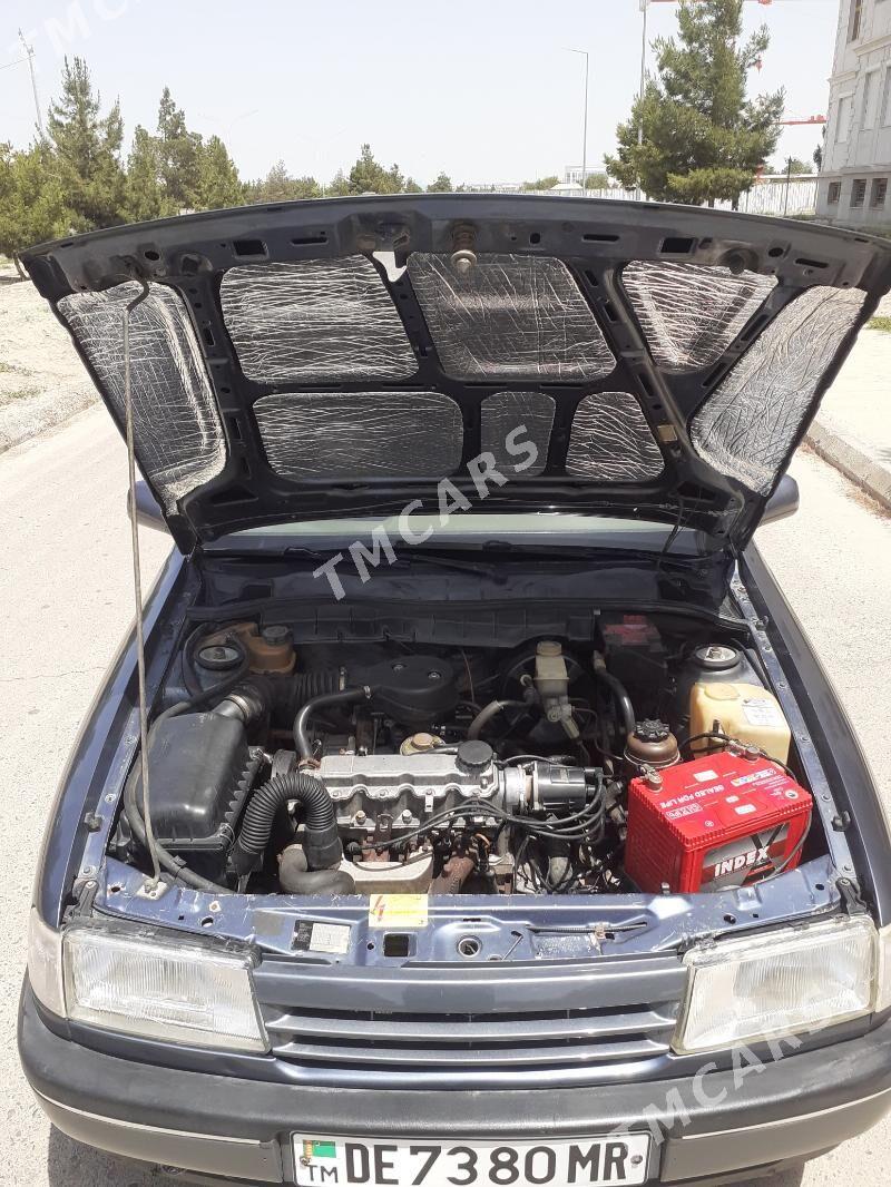 Opel Vectra 1989 - 35 000 TMT - Mary - img 4