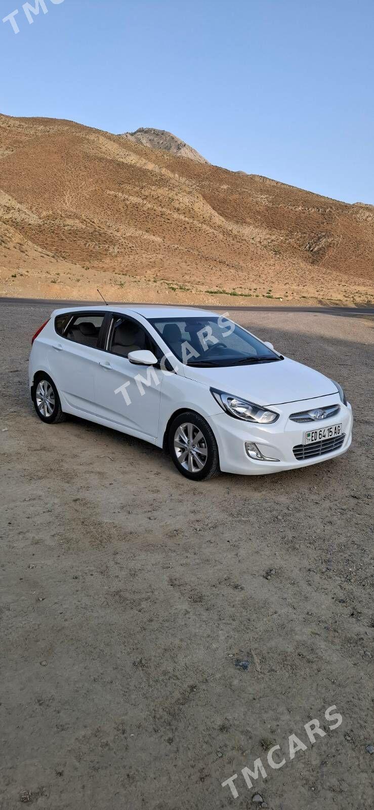 Hyundai Accent 2014 - 155 000 TMT - Ашхабад - img 3