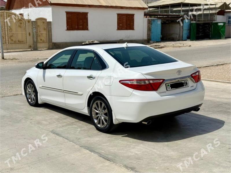 Toyota Camry 2016 - 295 000 TMT - Балканабат - img 5