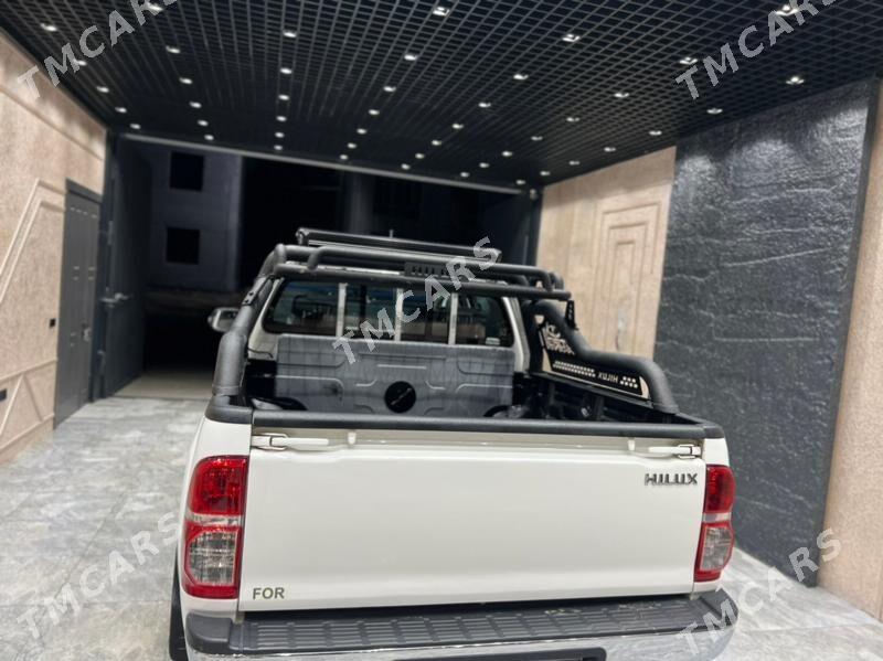 Toyota Hilux 2015 - 500 000 TMT - Aşgabat - img 6