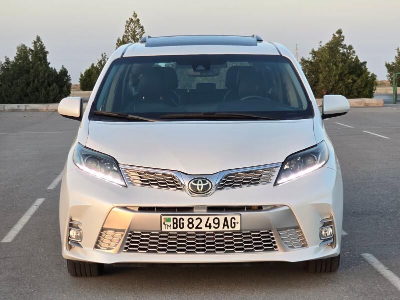 Toyota Sienna 2019 - 385 000 TMT - Ашхабад - img 2