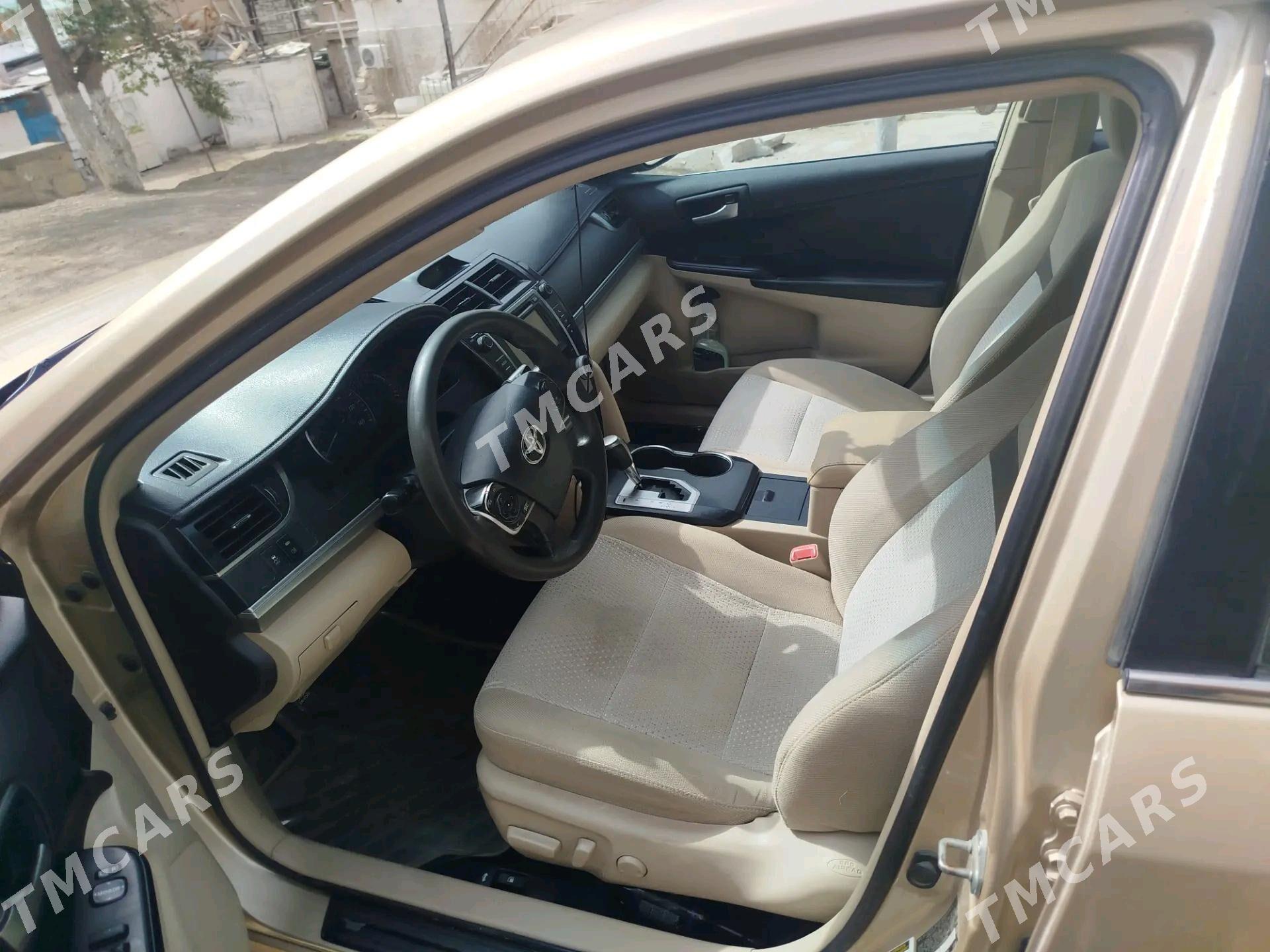 Toyota Camry 2012 - 210 000 TMT - Farap - img 4