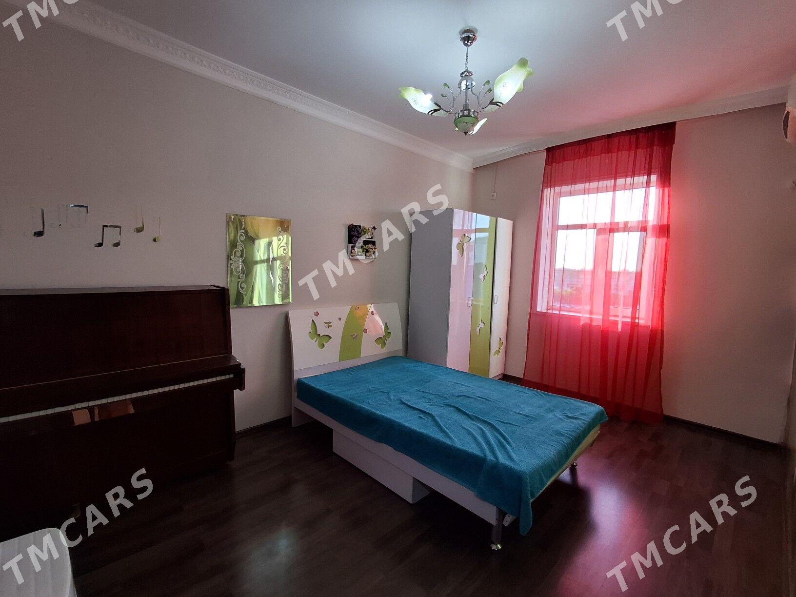  Šapak 4 kom 4 etaj - Mary - img 10