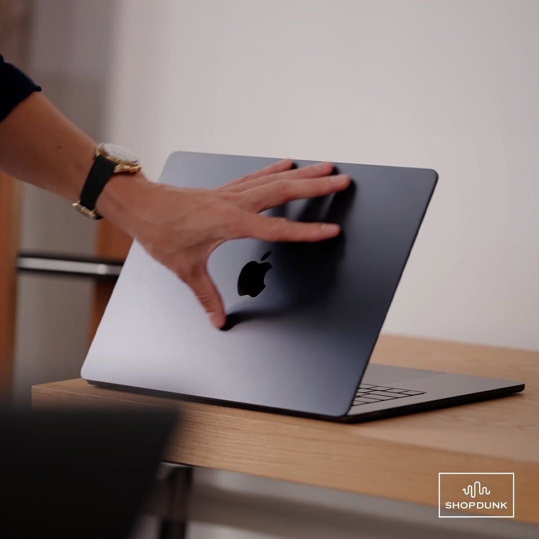 Macbook Air/M3/16GB/256GB - Aşgabat - img 3