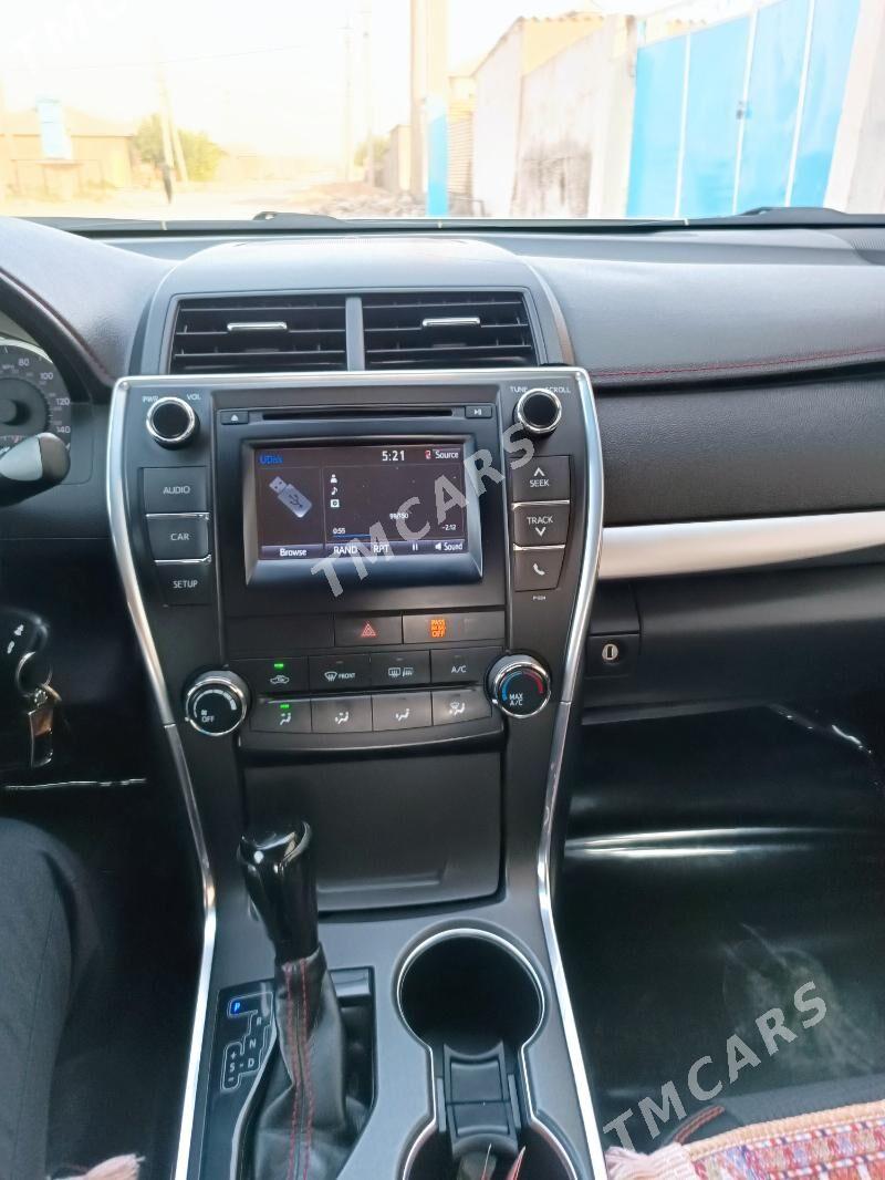 Toyota Camry 2016 - 260 000 TMT - Кака - img 3