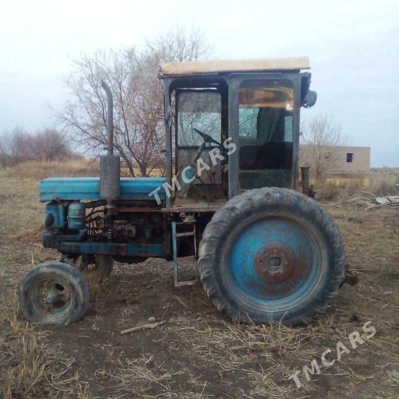 MTZ T-28 2005 - 40 000 TMT - Köneürgenç - img 2