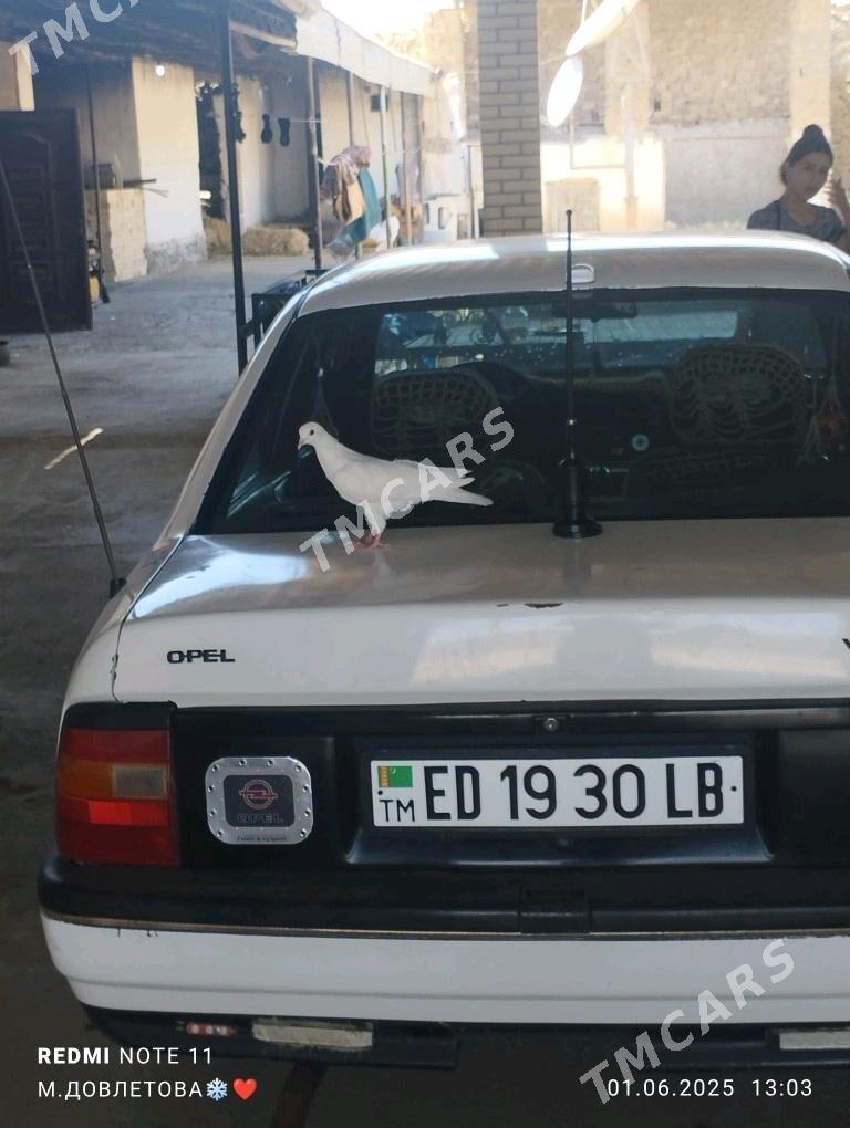 Opel Vectra 1991 - 20 000 TMT - Койтендаг - img 3