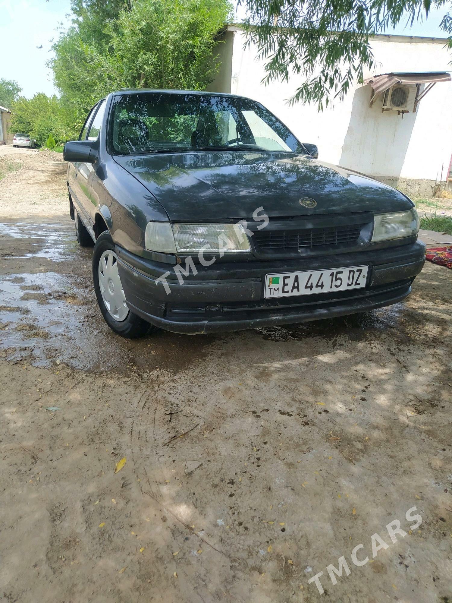 Opel Vectra 1990 - 32 000 TMT - Köneürgenç - img 4