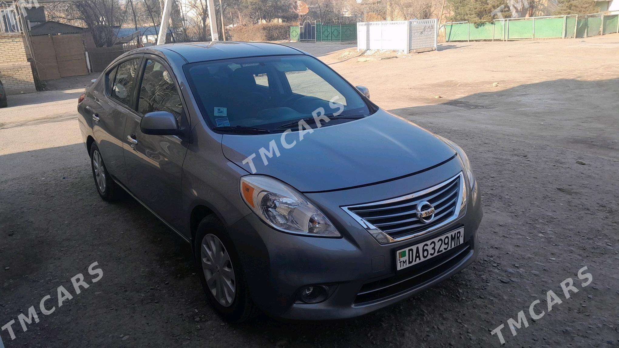 Nissan Versa 2012 - 90 000 TMT - Мары - img 3