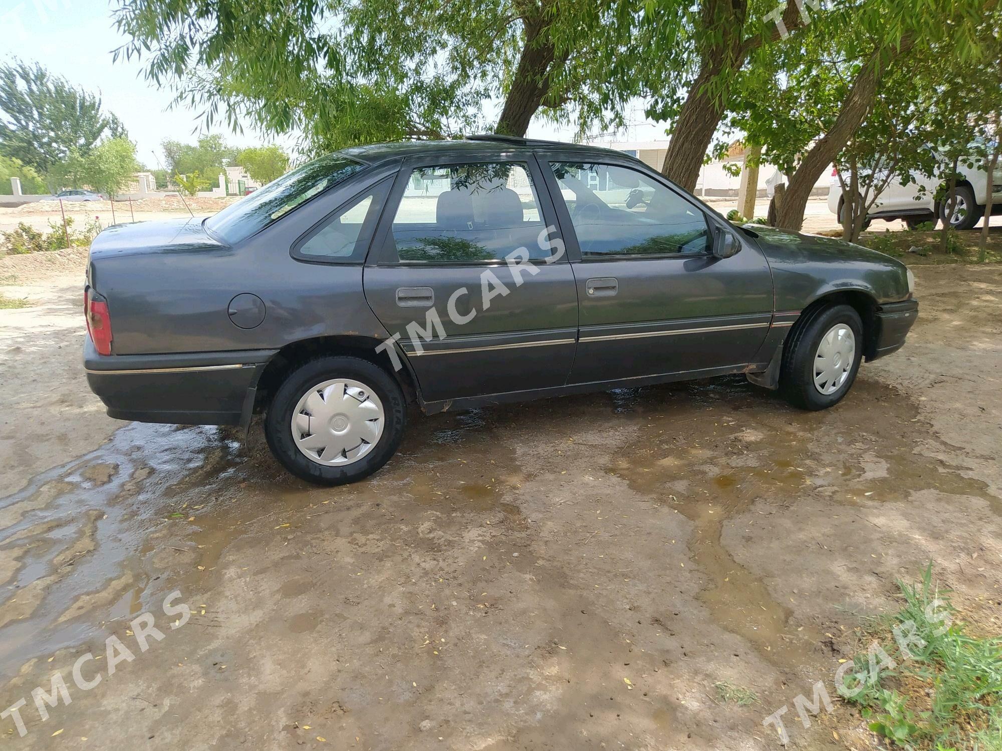 Opel Vectra 1990 - 32 000 TMT - Köneürgenç - img 3