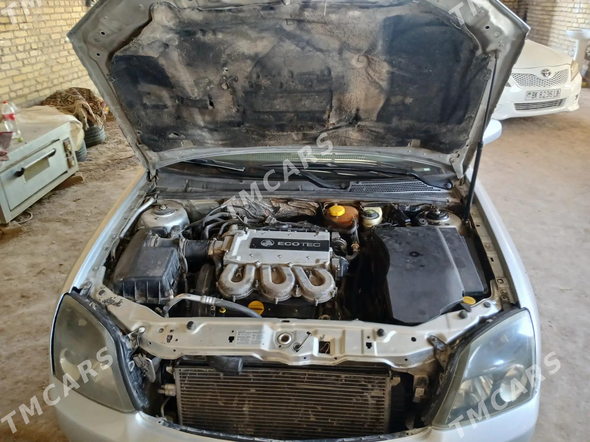 Opel Signum 2005 - 80 000 TMT - Дянев - img 4