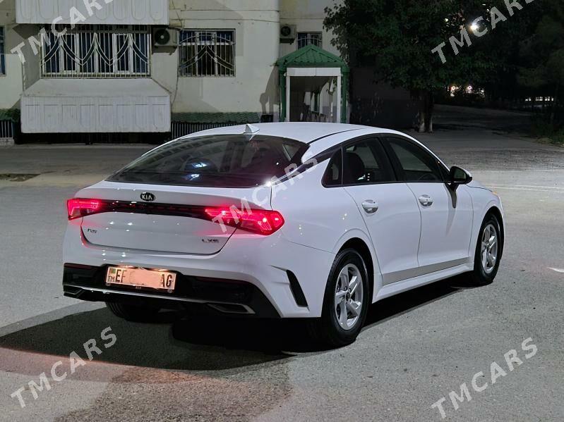 Kia K5 2022 - 260 000 TMT - Ашхабад - img 3