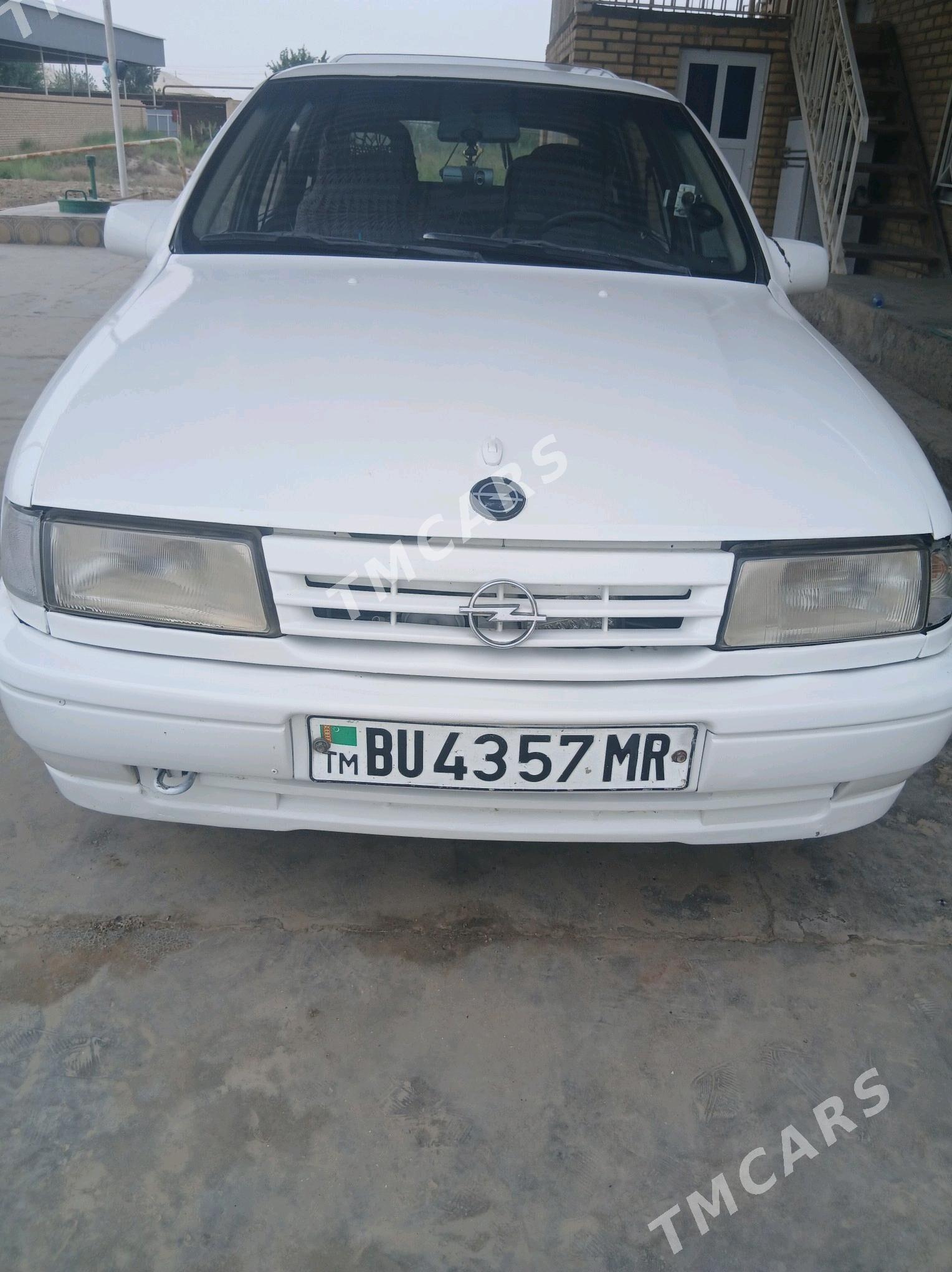 Opel Vectra 1992 - 25 000 TMT - Сакарчага - img 4