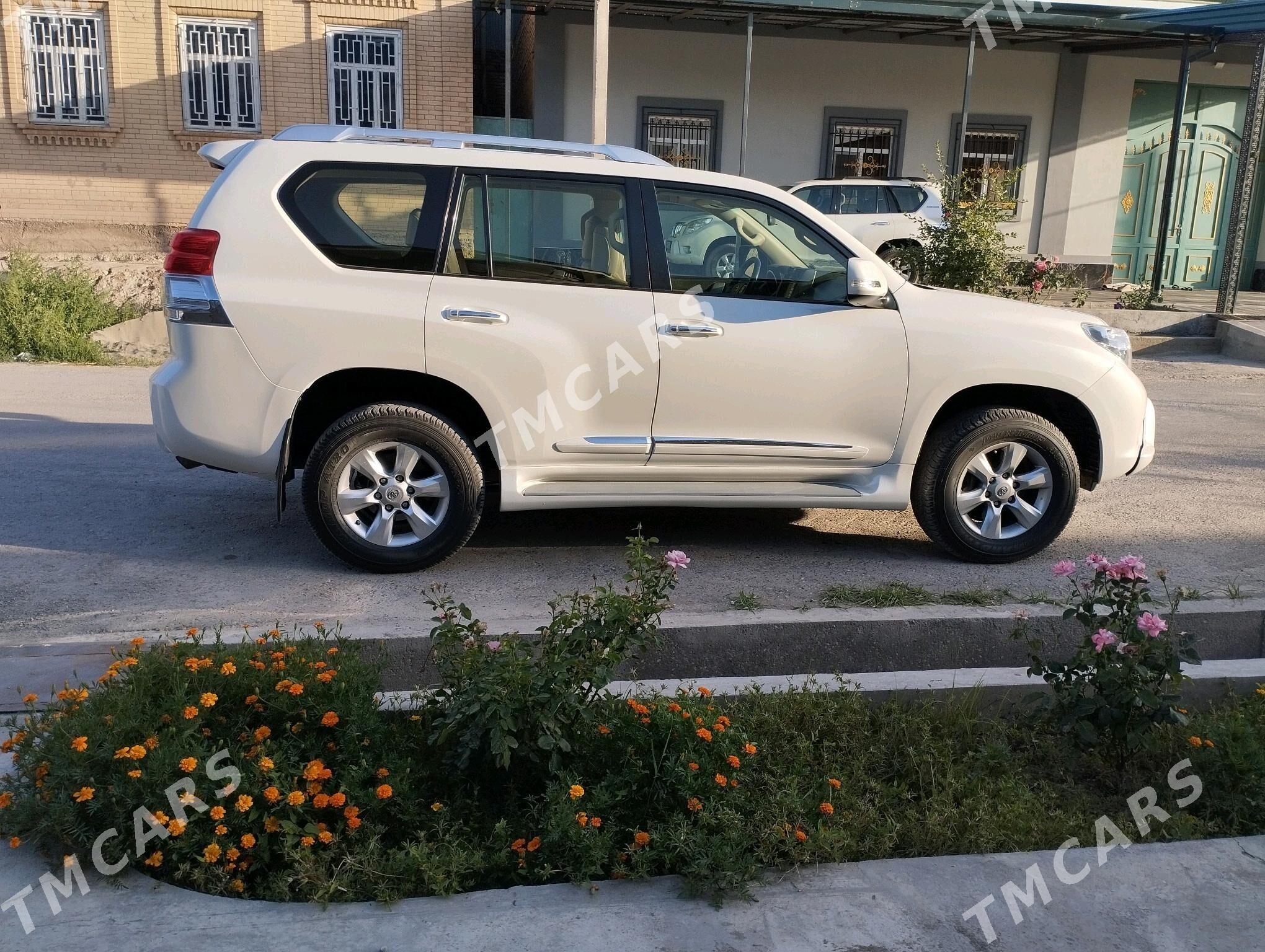Toyota Land Cruiser Prado 2013 - 470 000 TMT - Туркменабат - img 3