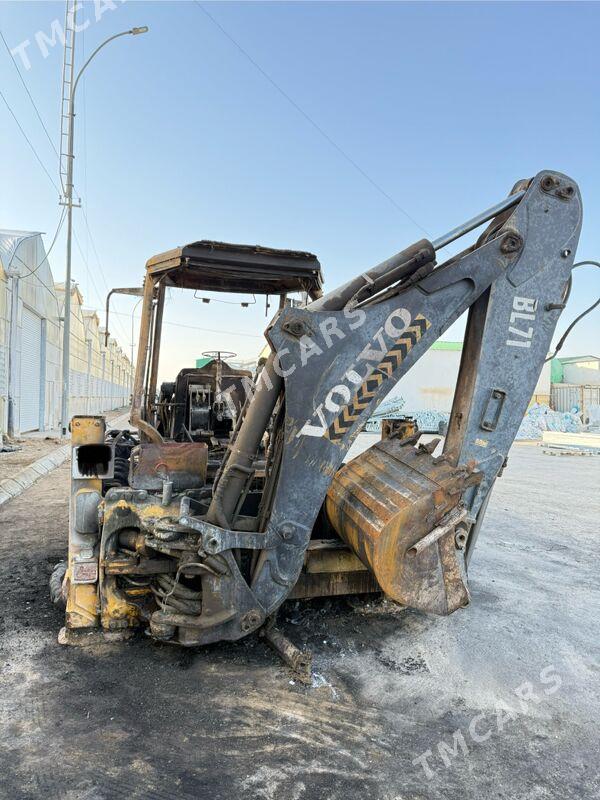 JCB 3CX Compact 2004 - 110 000 TMT - Ашхабад - img 5