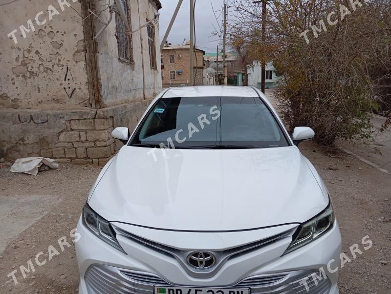 Toyota Camry 2019 - 265 000 TMT - Balkanabat - img 4
