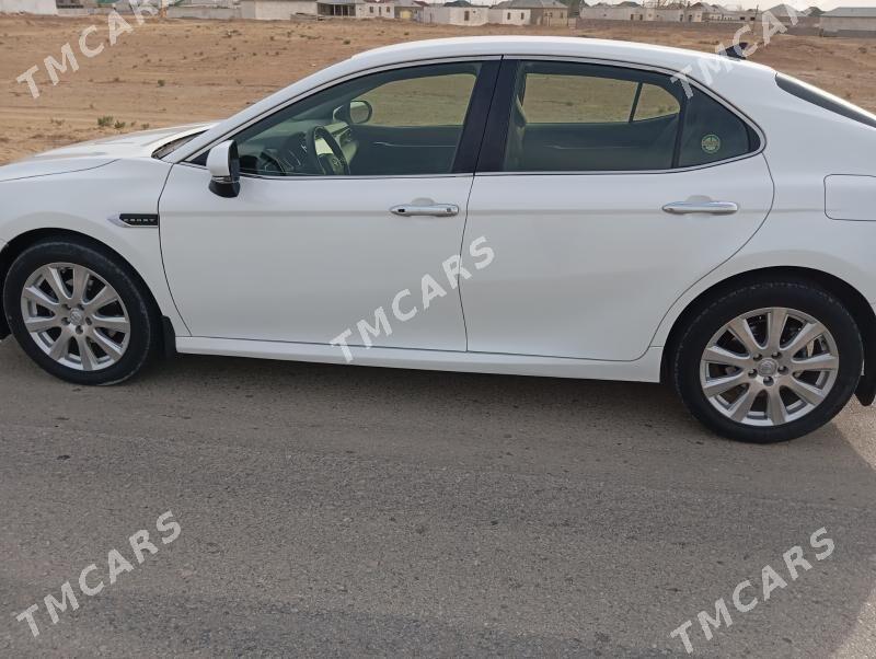 Toyota Camry 2019 - 265 000 TMT - Balkanabat - img 3