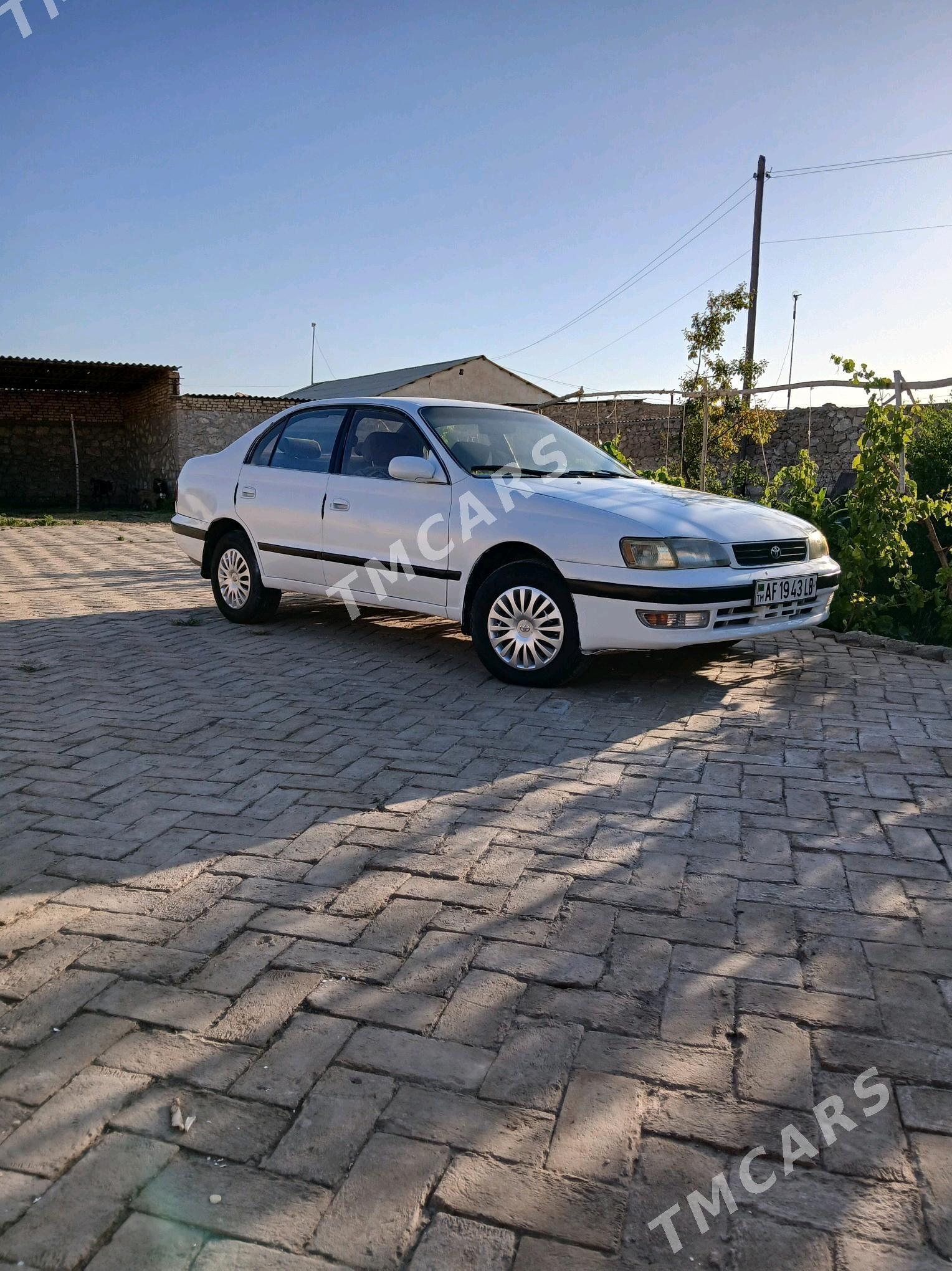 Toyota Corona 1995 - 45 000 TMT - Керки - img 4