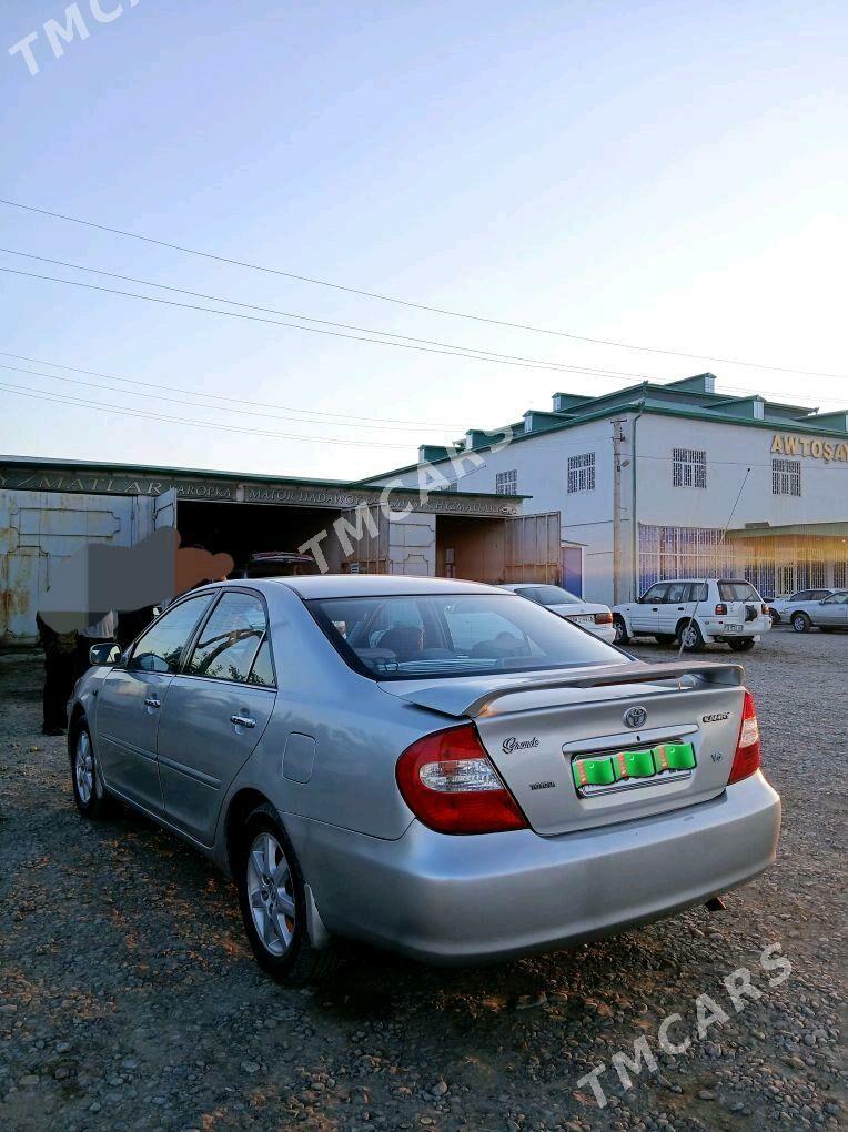 Toyota Camry 2004 - 150 000 TMT - Halaç - img 4