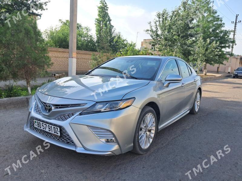Toyota Camry 2018 - 255 000 TMT - Кёнеургенч - img 5