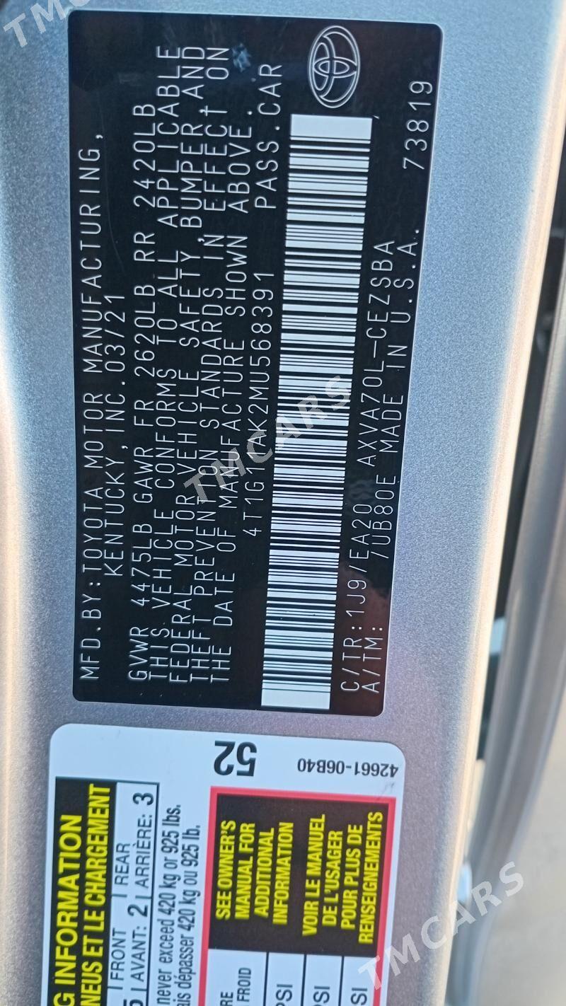 Toyota Camry 2021 - 290 000 TMT - Halaç - img 7
