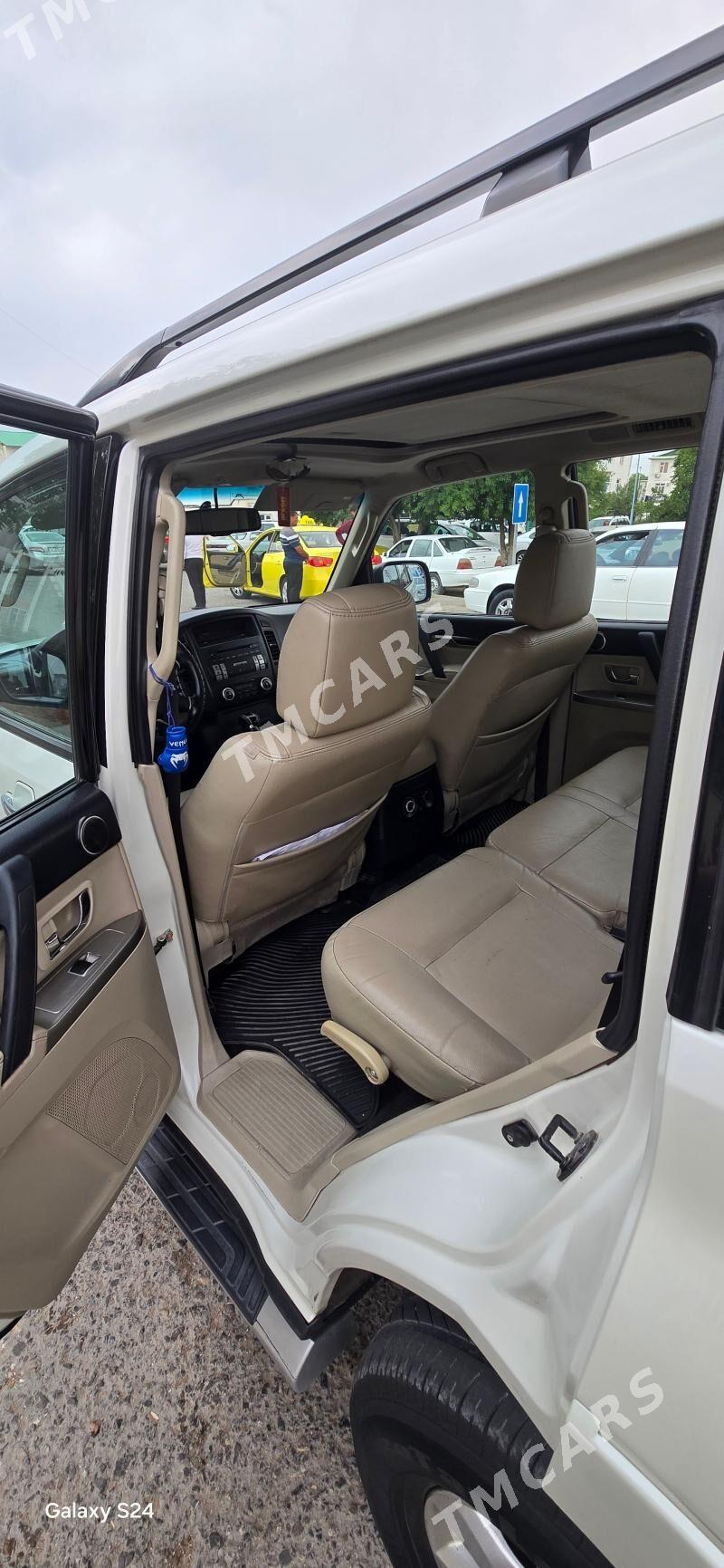 Mitsubishi Pajero 2013 - 270 000 TMT - Türkmenbaşy - img 5