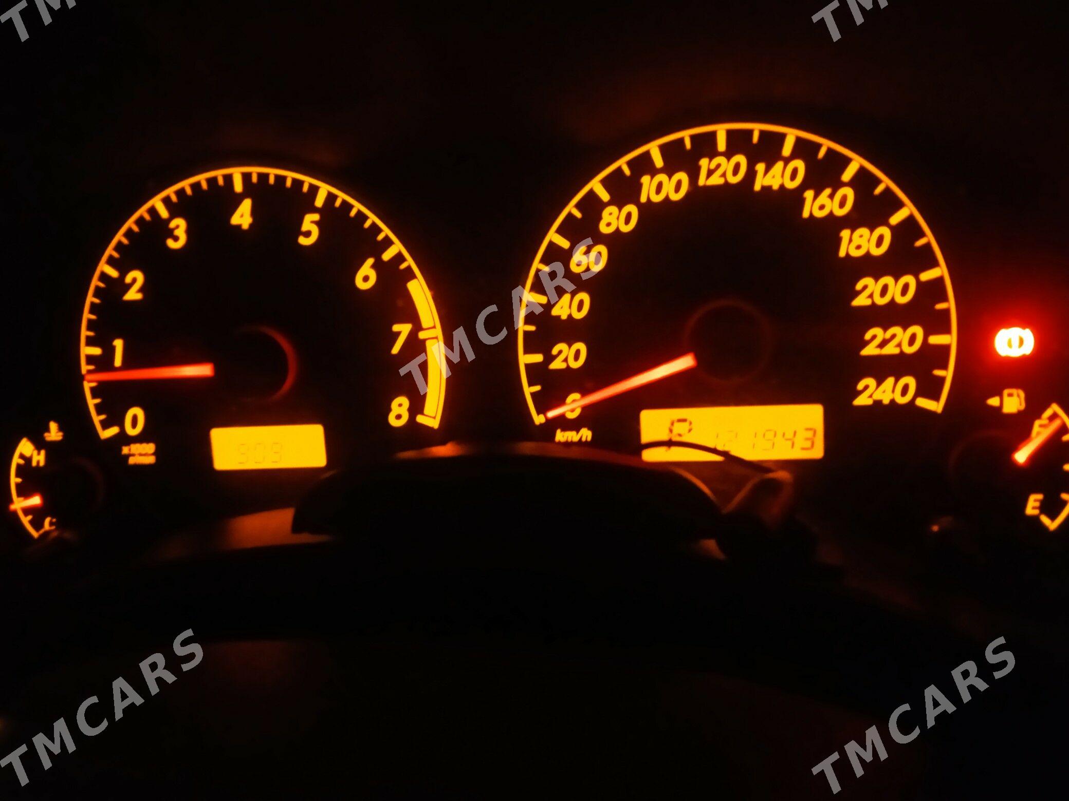 Toyota Corolla 2013 - 220 000 TMT - Ашхабад - img 2