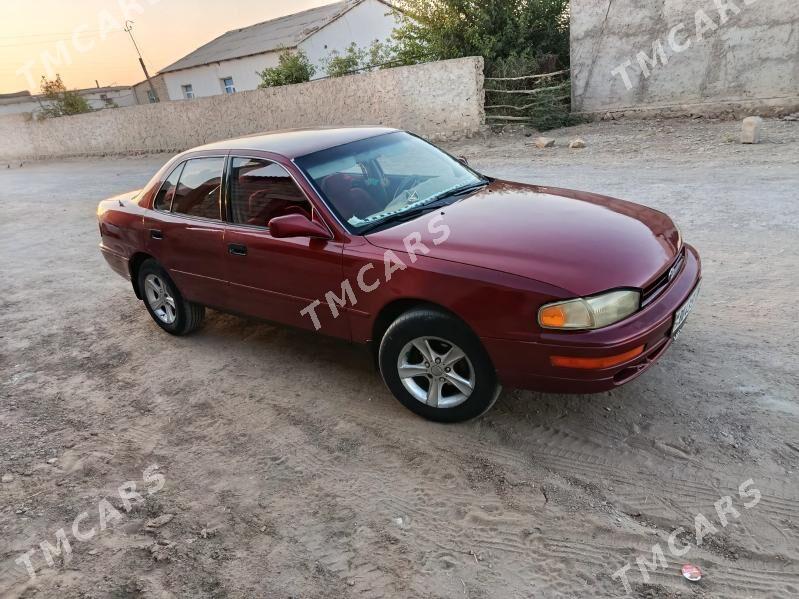 Toyota Camry 1994 - 70 000 TMT - Койтендаг - img 3