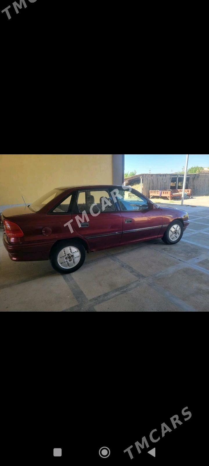 Opel Astra 1993 - 30 000 TMT - Мары - img 4