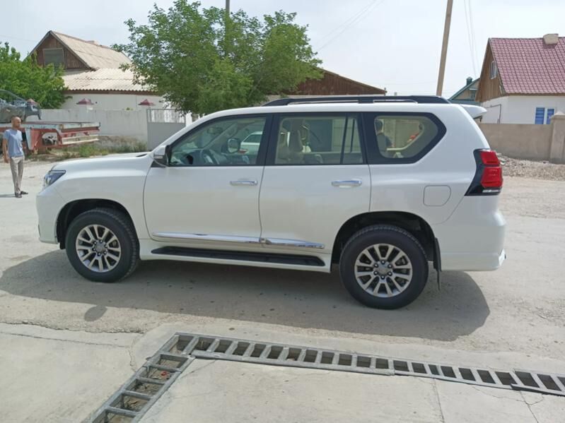 Toyota Land Cruiser Prado 2018 - 800 000 TMT - Gumdag - img 3