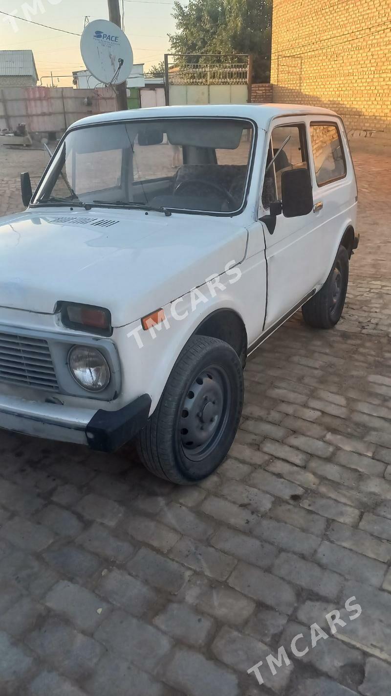 Lada Niva 1989 - 25 000 TMT - Байрамали - img 3