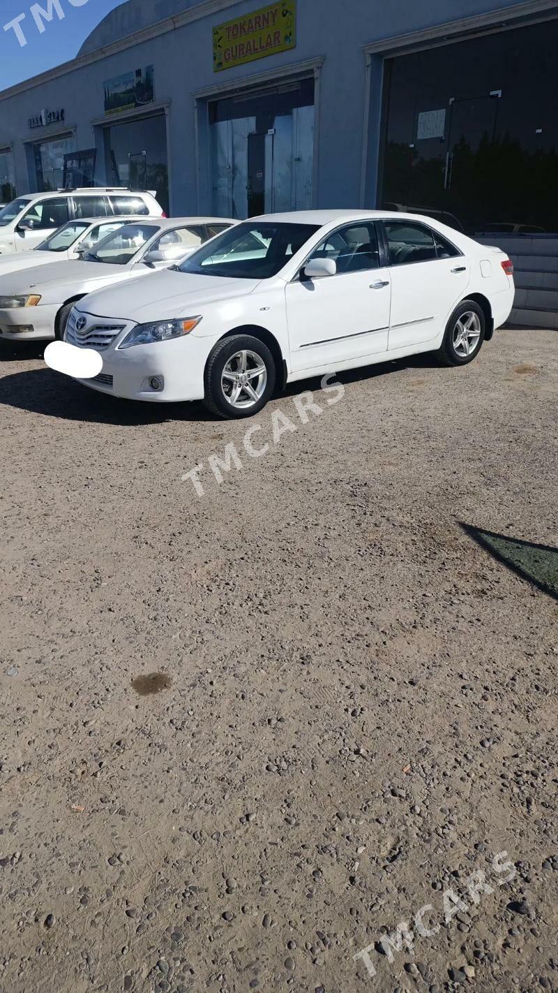 Toyota Camry 2010 - 118 000 TMT - Mary - img 3