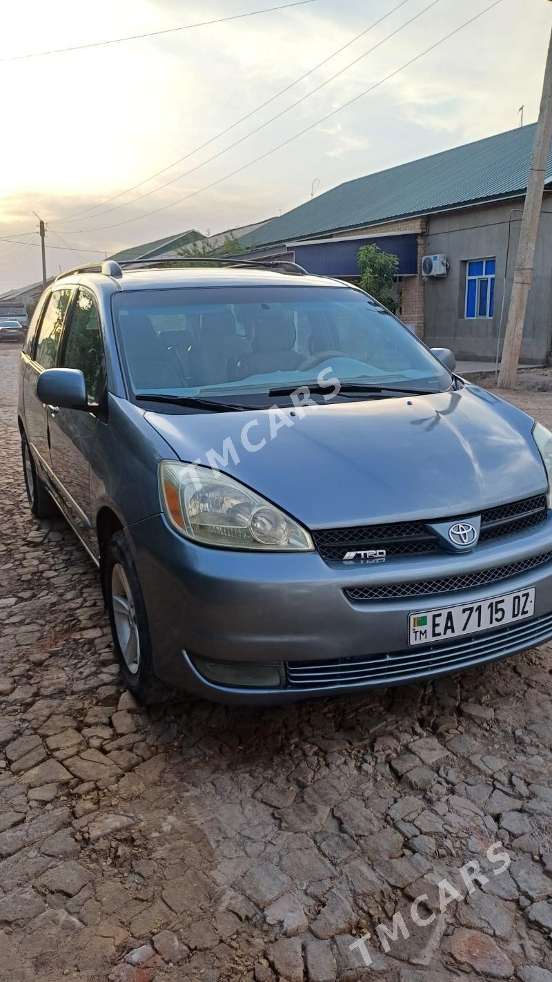 Toyota Sienna 2004 - 190 000 TMT - Köneürgenç - img 2