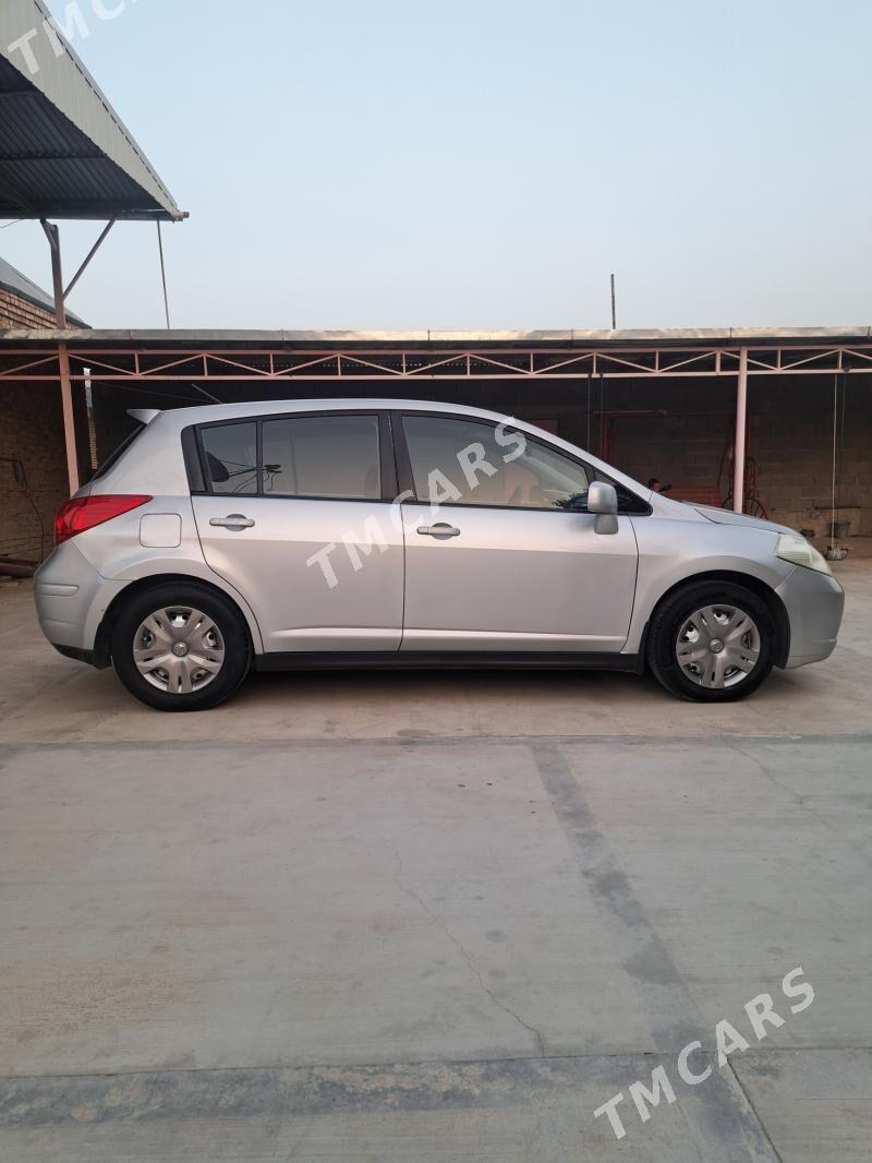 Nissan Versa 2010 - 93 000 TMT - Bäherden - img 3