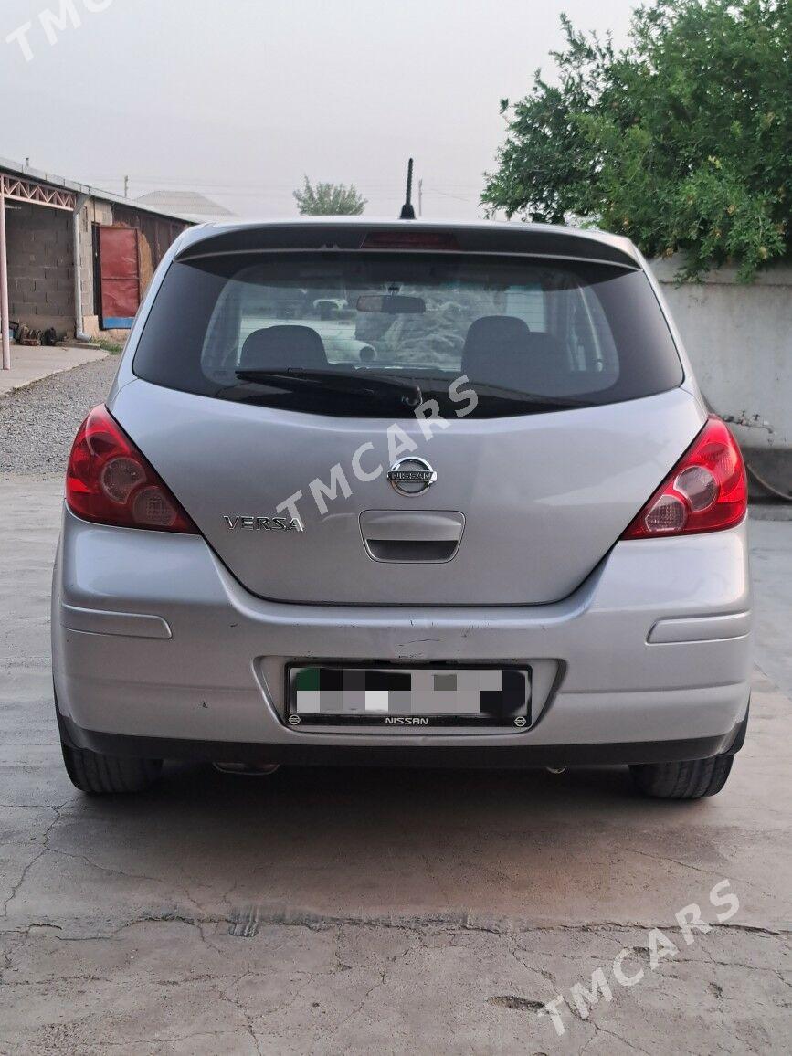 Nissan Versa 2010 - 93 000 TMT - Bäherden - img 4