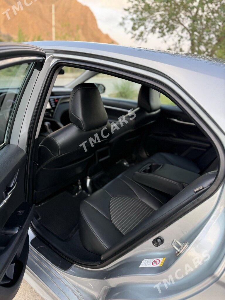 Toyota Camry 2019 - 284 000 TMT - Балканабат - img 3