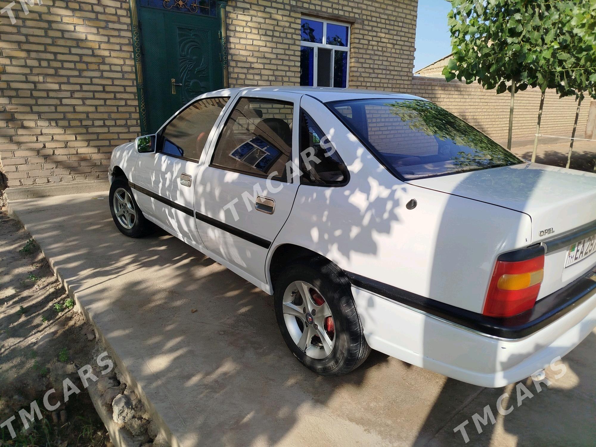 Opel Vectra 1992 - 30 000 TMT - Кёнеургенч - img 3